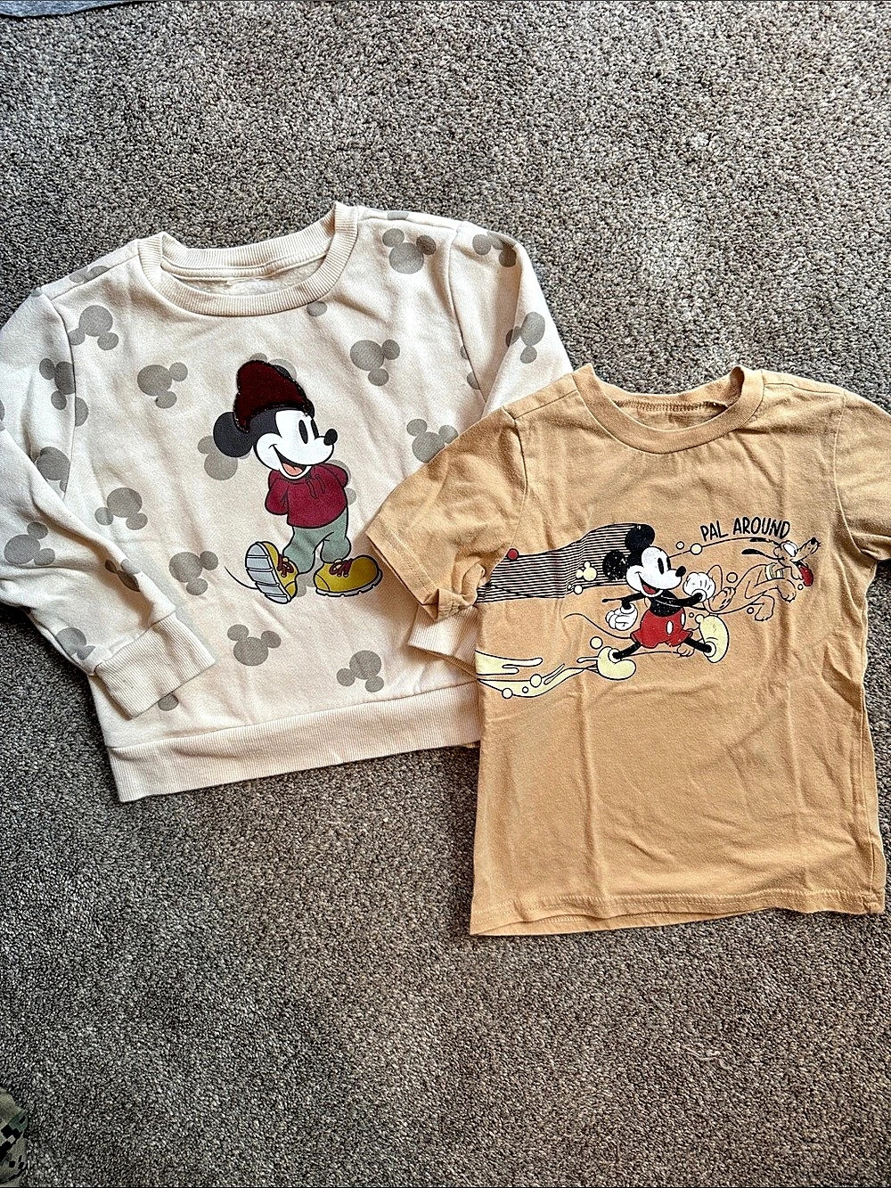 Disney Mickey Mouse Set Sweatshirt and T-Shirt Boys/Girls 4T